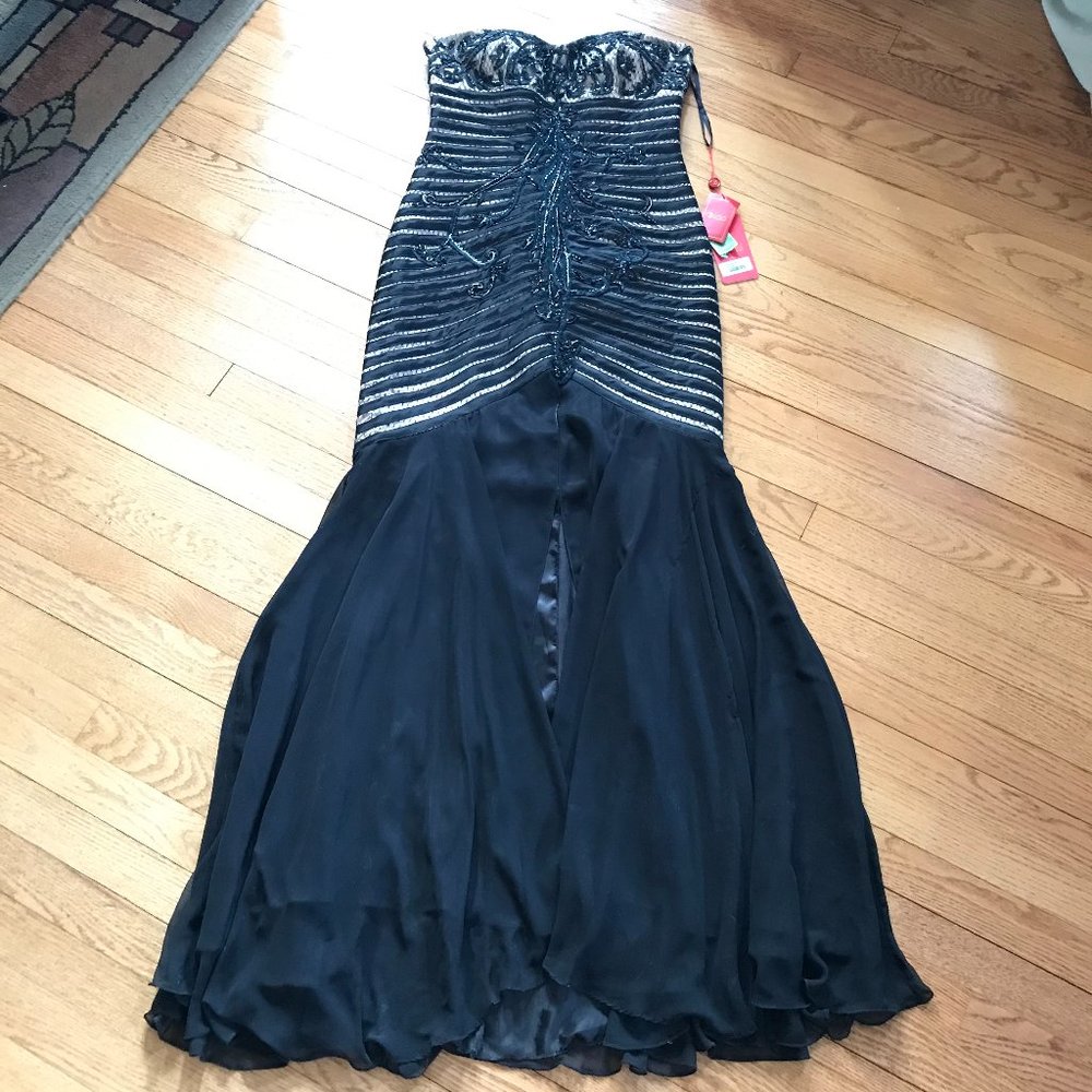 NWT Bicici Strapless Wiggle Mermaid Evening Dress Sz Large